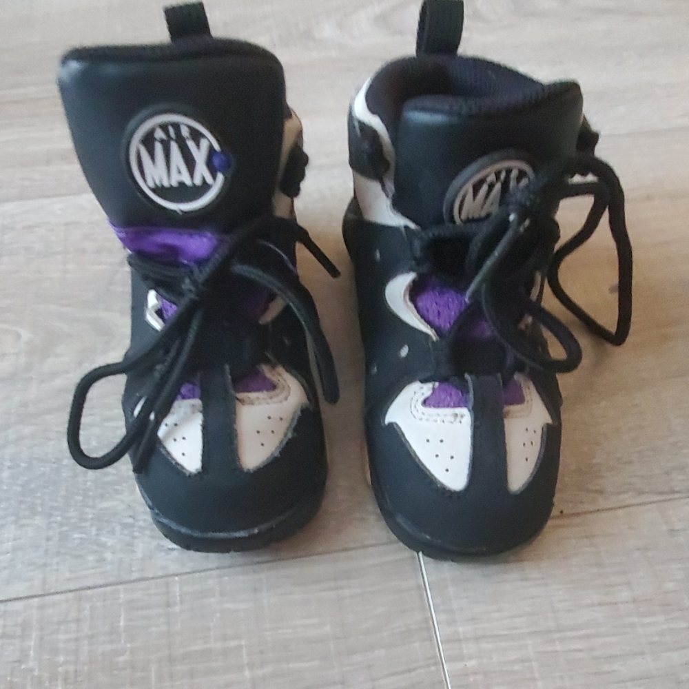 Nike air todler 8c